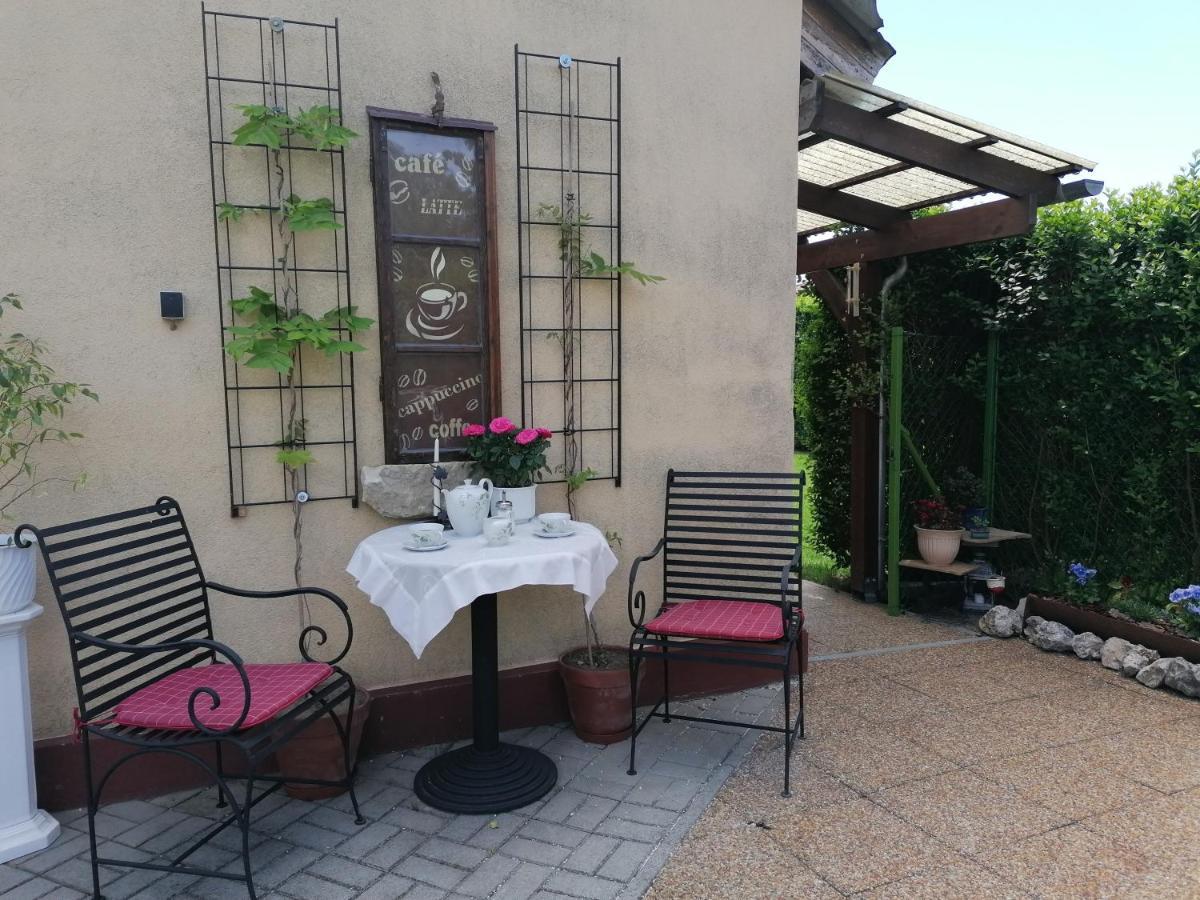 Marianna Apartman Gyenesdiás Exteriér fotografie