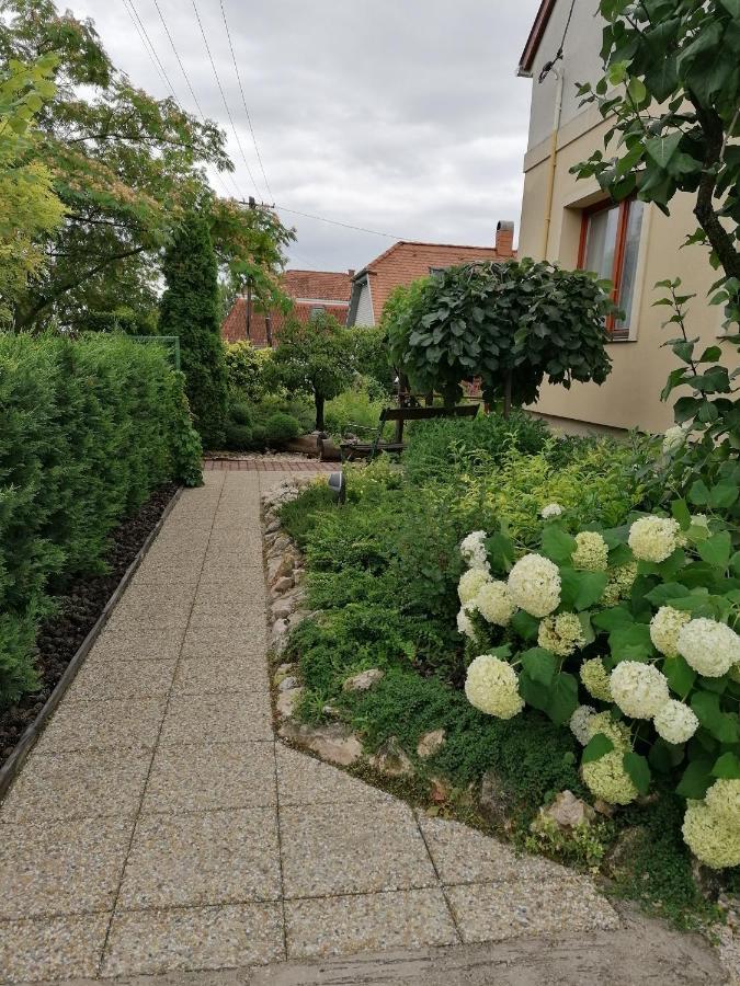Marianna Apartman Gyenesdiás Exteriér fotografie