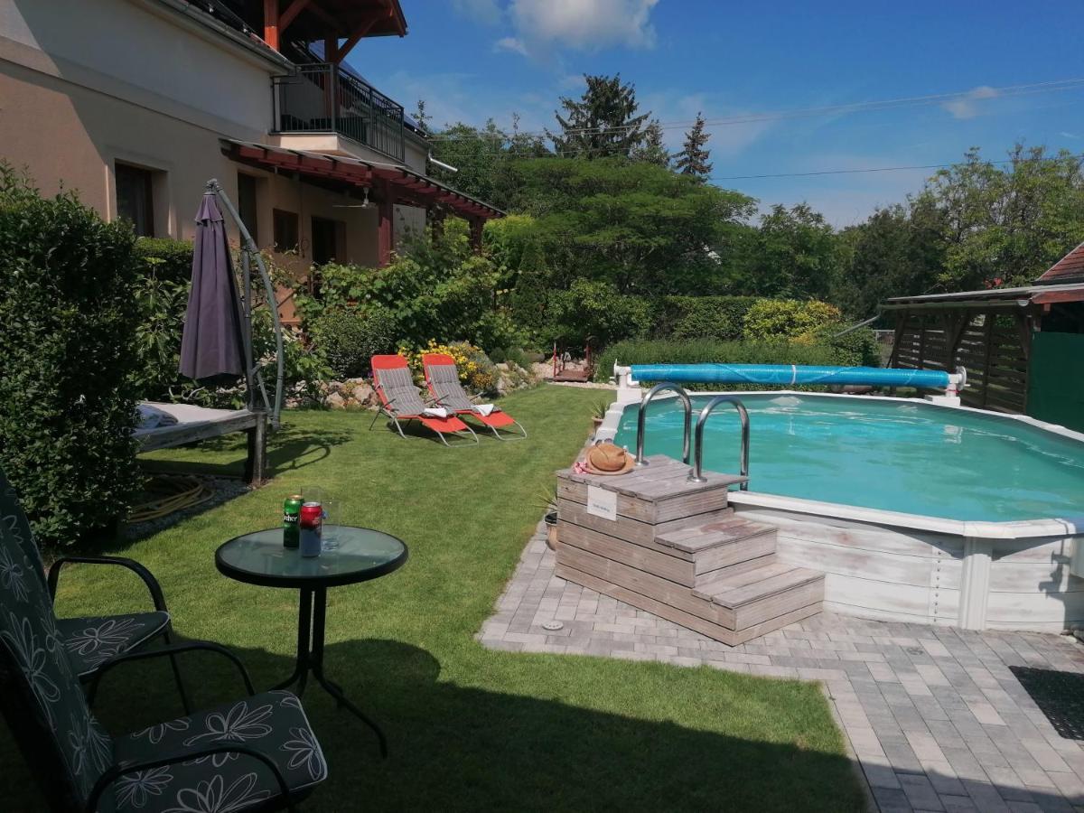 Marianna Apartman Gyenesdiás Exteriér fotografie